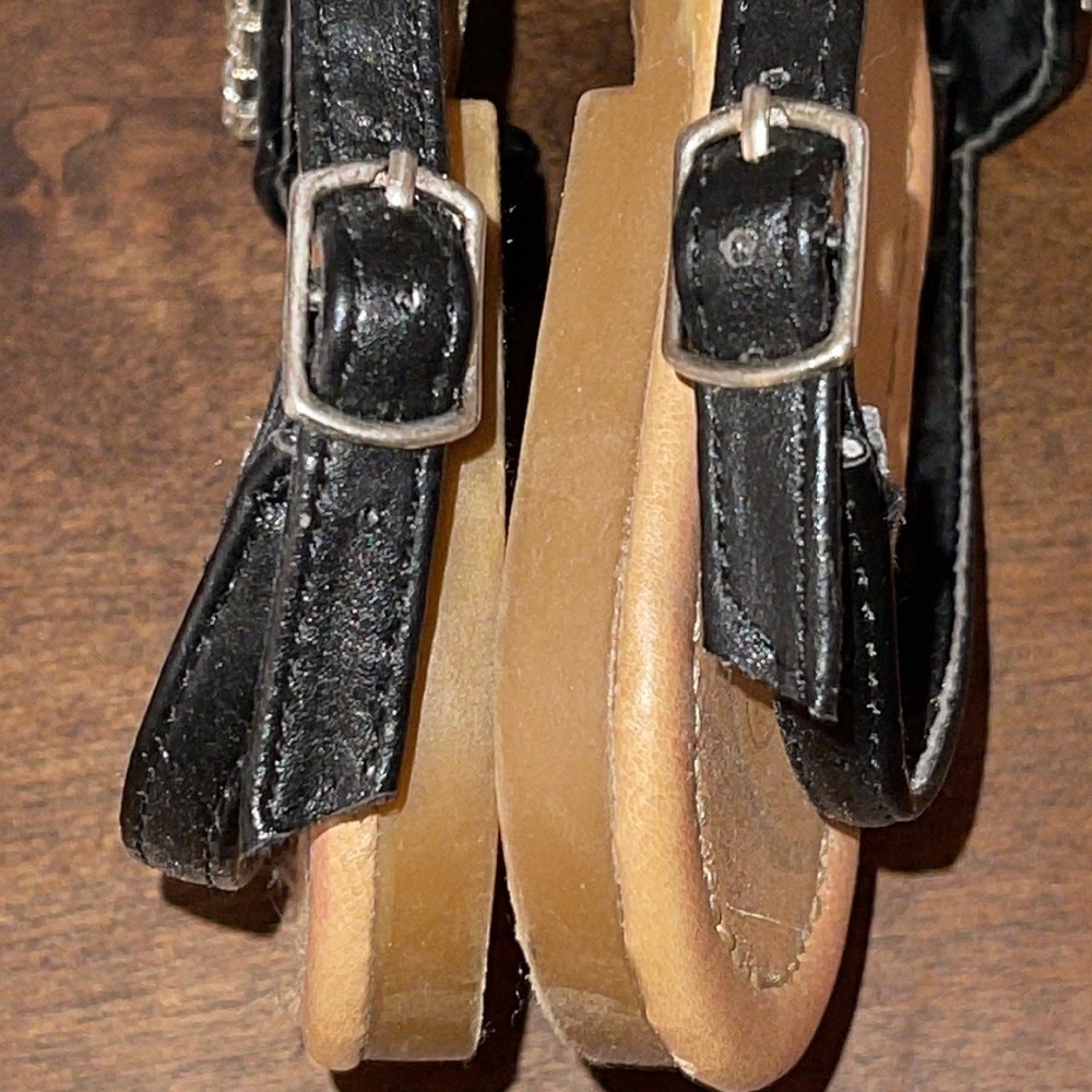 RCK BELLA Black Faux Leather Jeweled Sandals Sz. 9 - Picture 7 of 16